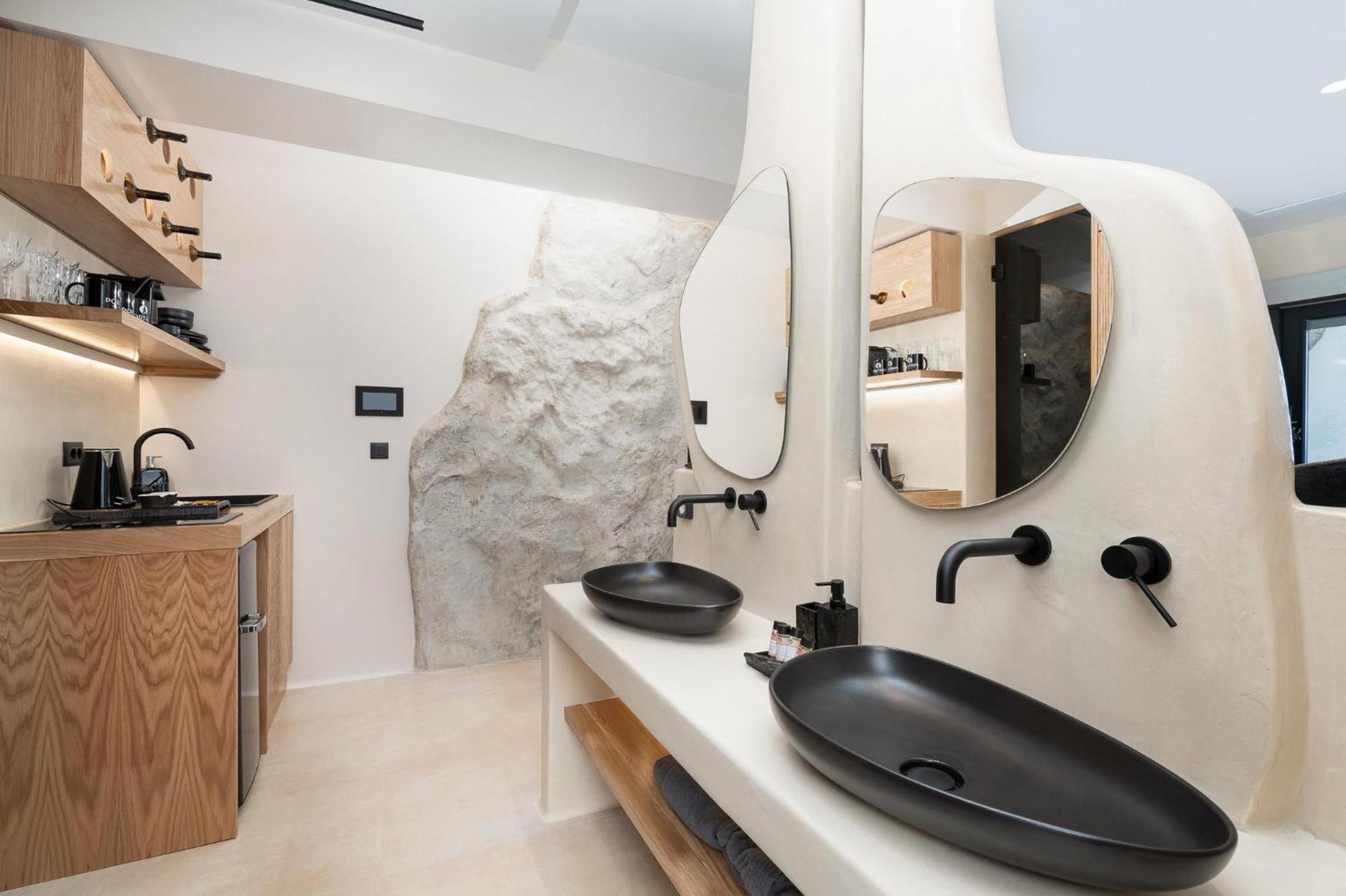 Portara Seaside Luxury Suites Naxos City Exterior photo