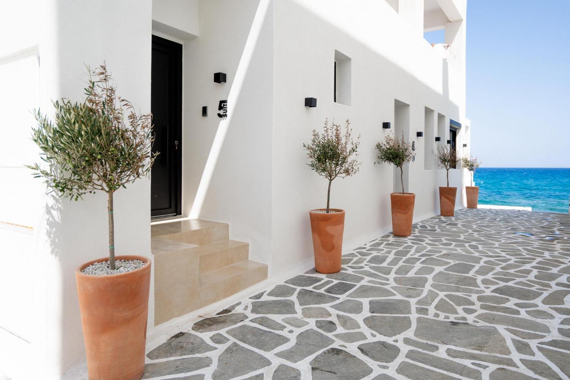 Portara Seaside Luxury Suites Naxos City Exterior photo
