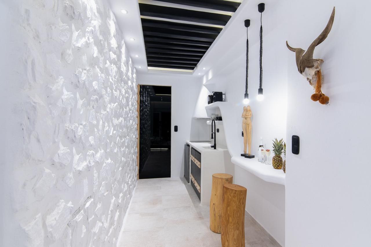 Portara Seaside Luxury Suites Naxos City Exterior photo