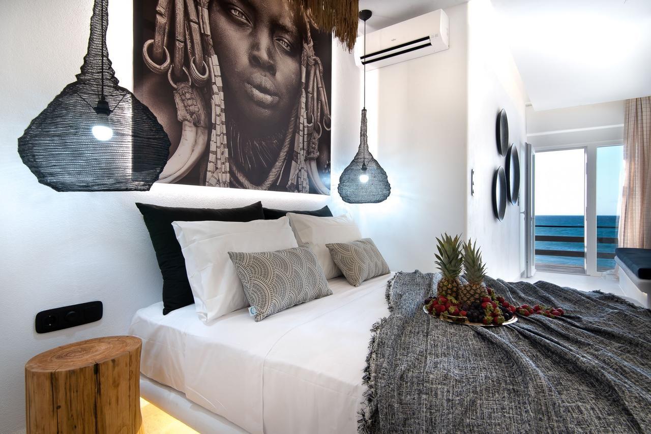 Portara Seaside Luxury Suites Naxos City Exterior photo