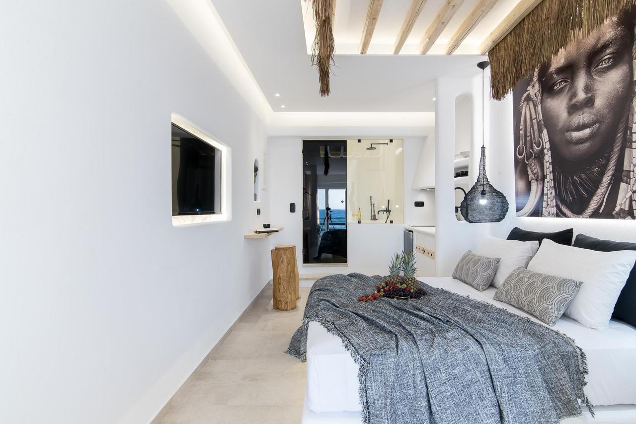 Portara Seaside Luxury Suites Naxos City Exterior photo
