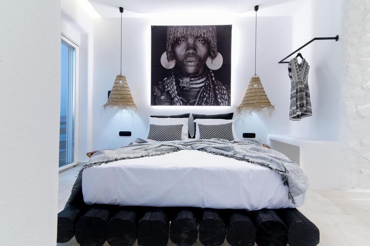 Portara Seaside Luxury Suites Naxos City Exterior photo
